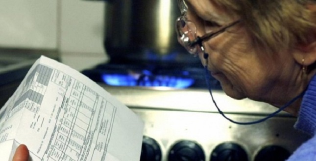 Уряд бореться із завищеними платіжками: норми споживання газу знижено, а в кожному домогосподарстві встановлять лічильник